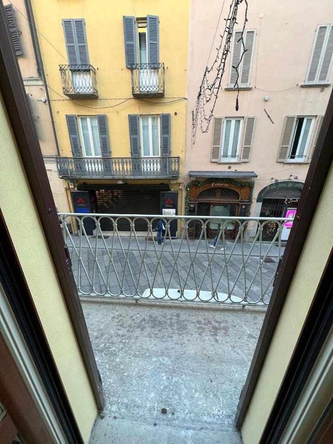 La Stanza Del Manzoni 1 Piano No Ascensore Pavia Esterno foto